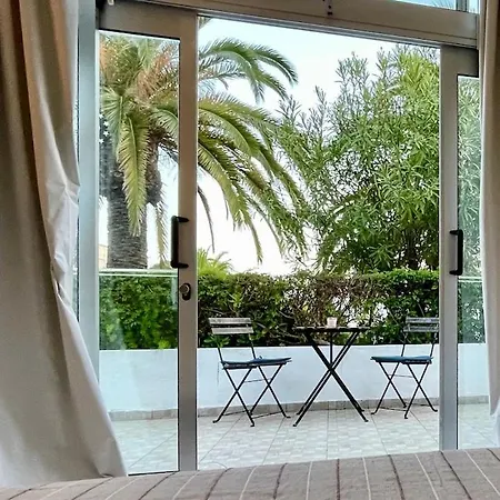 Appartement By The With Pool And Kids Area